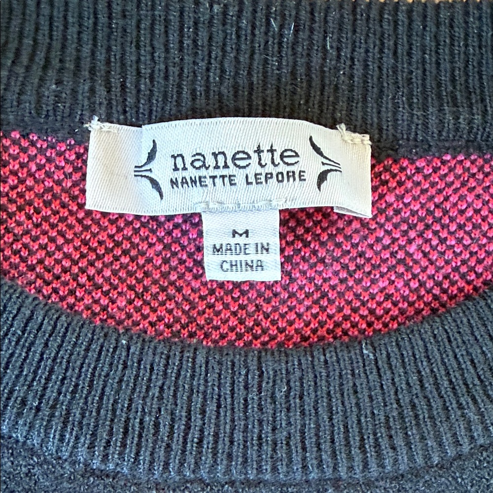 Heart Patterned Black Sweater - Picture 3 of 14
